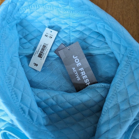 Joe Fresh Active - Powder Blue Relaxed Fit Tunic XS - Picture 4 of 5